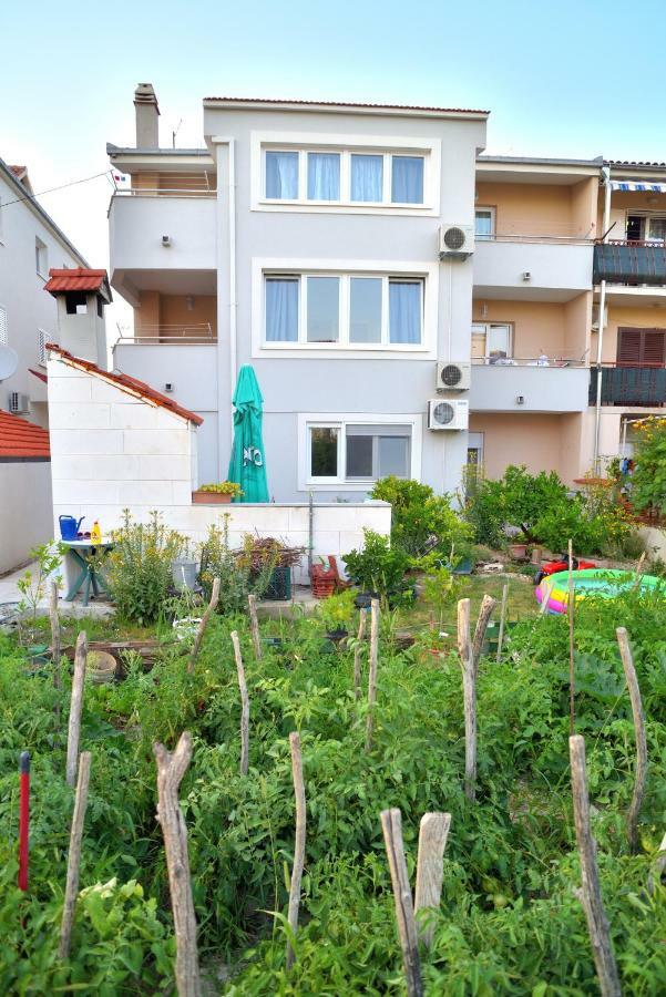 Red Rose Apartment Split Exterior foto