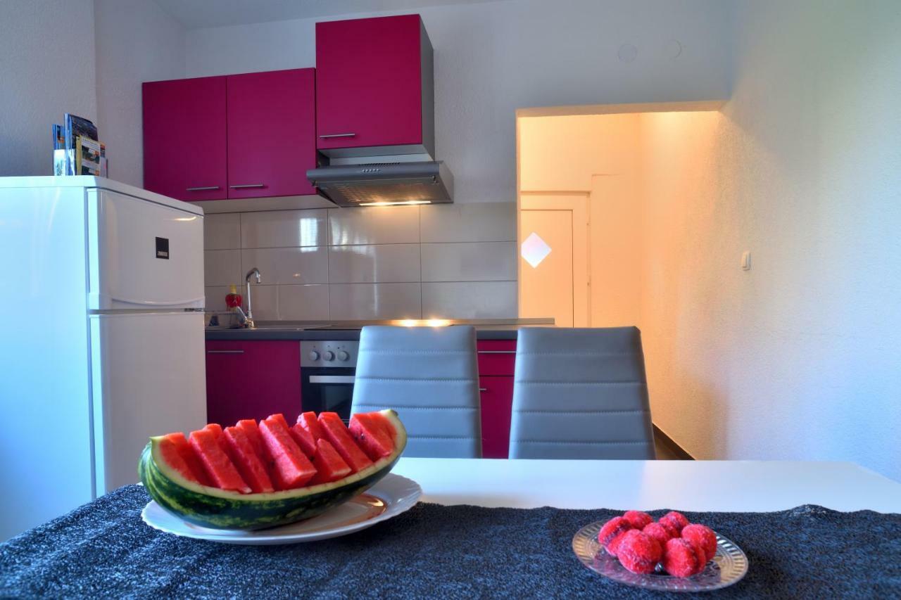 Red Rose Apartment Split Exterior foto